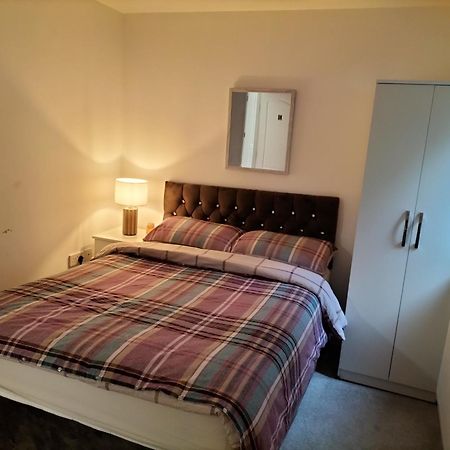 Nhyl Homes Bradford  Szoba fotó