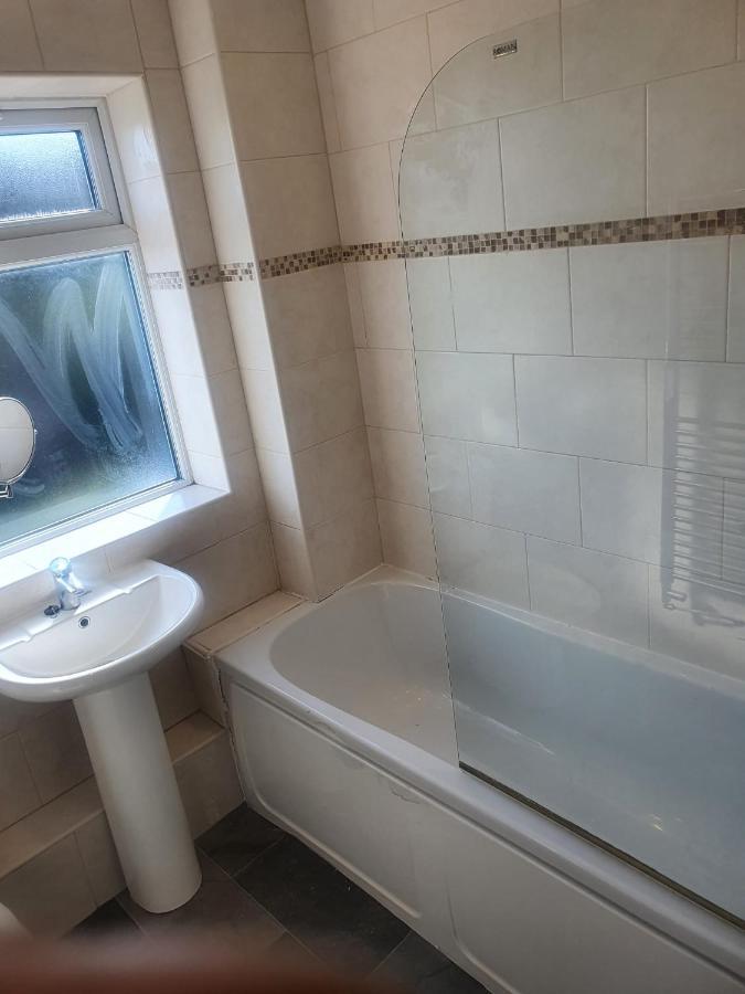 Nhyl Homes Bradford  Kültér fotó