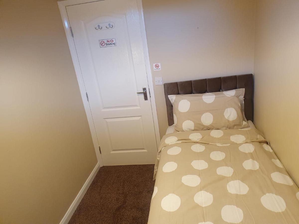 Nhyl Homes Bradford  Kültér fotó